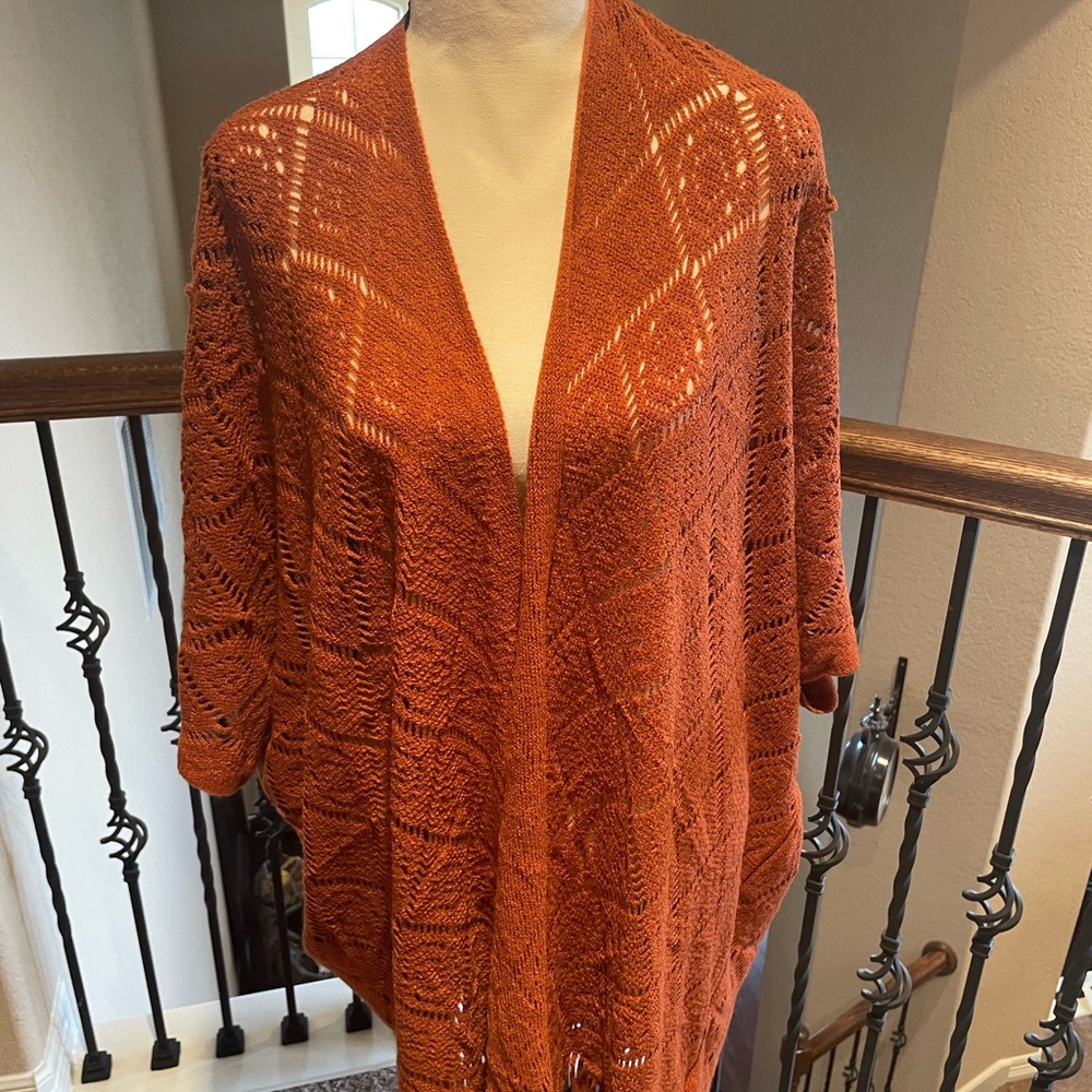 Crocheted Ruana, One size fits all - Picture 2 of 6